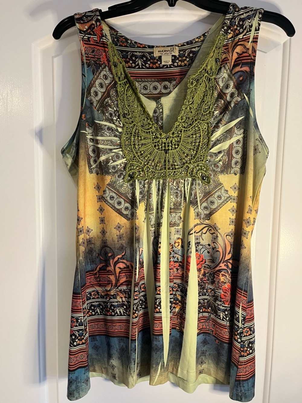 One World Live and Let Live Embroidered Tank Top Size Large